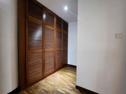 The Colonnade (D10), Condominium #586677791
